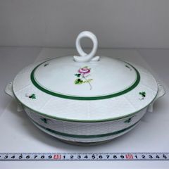 ヘレンド ウィーンの薔薇 蓋付きサービングボウル VRH 手描き ヘレンド ウィーンの薔薇 蓋付きサービングボウル VRH 手描き - メルカリ