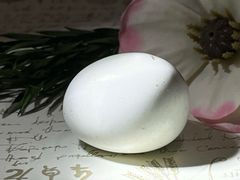レモンクリソプレーズ　ガスペイトマグネサイト　原石　タンブル