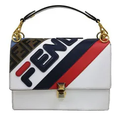 2025年最新】FENDI フィラ バッグの人気アイテム - メルカリ 2025年最新】FENDI フィラ バッグの人気アイテム - メルカリ