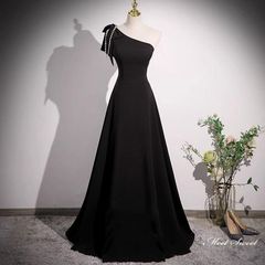 カラードレス ロングドレス パーティードレス ブラック ワンショルダー ウェディングドレス ウエディングドレス 結婚式 二次会 花嫁 前撮り