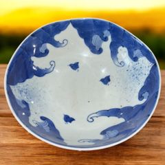 古伊万里 染付け　中鉢 (蔵出し骨董品) 直径19cm