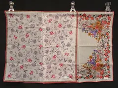 ■新品■未使用■ ChristianDior ディオール フラワー柄 ハンカチーフ ポケットチーフ 2点セット まとめ売り レッド系 DI3939