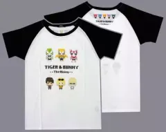 【中古】Tシャツ(キャラクター) ヒーロー(ドット/総柄) レディースTシャツ ホワイト×ブラック フリーサイズ 「劇場版 TIGER＆BUNNY -The Rising-」 特別展 The World of TIGER＆BUNNYグッズ
