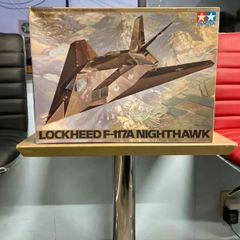 プラモデル　戦闘機　ステルス　ロッキード　F-117A　ナイトホーク　STEALTH　LOCKHEED　KNIGHTHAWK　1/48　タミヤ
