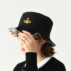 新品未使用⭐︎ヴィヴィアンウエストウッド　ハット ヴィヴィアンウエストウッド》新品 ハートオーブ付 バイカラー