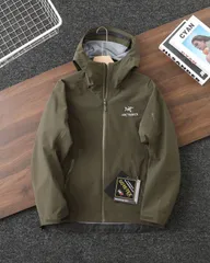 2025年最新】アークテリクス RUSH JACKETの人気アイテム - メルカリ