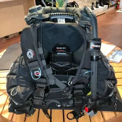 mares V1000 ダイビング機材 男性用 www.vetrepro.fr