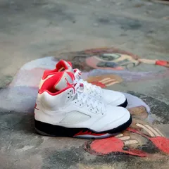 2024年最新】AIR jordan 5の人気アイテム - メルカリ