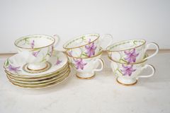 8.481 ▲ Bone China カップ＆ソーサー 5客セット 花柄 ボーンチャイナ