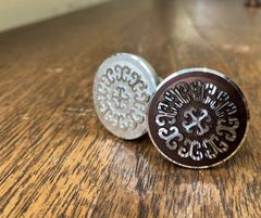 [40]唐草つまみGB色35φ【4個セット】　かわいいカワイイ可愛いお洒落オシャレおしゃれ取手取っ手持ち手ドアハンドル引き手引手ドアノブツマミつまみ引き出しキャビネットタンス扉戸棚家具チェストレトロアンティーク風ブロンズ茶色金具装飾高級感DIY