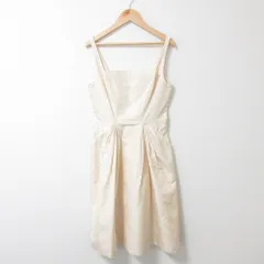 美品 DAISY LIN For FOXEY デイジーリン フォクシー ワンピース レディシェイプ シルク100％ ノースリーブ フレアドレス 32794 38 ベージュ レディース 古着 中古 USED