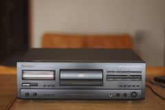 動作保証あり SONY WV-BW3 VHS/HI8 ダブルビデオデッキ - メルカリ