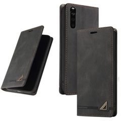 Item thumbnail for item 9fe97c52-30c4-42f5-bfe3-149086724b4c