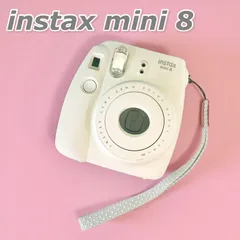 【instax mini 8】チェキ 本体 富士フィルム FUJIFILM かわいいバニラホワイト✨️ストラップ付き 即購入OK 中古 フィルムカメラ