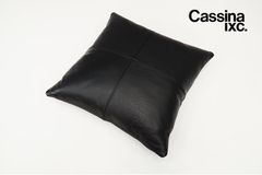 【 Cassina IXC カッシーナ・イクスシー 】本革フェザークッション  レザー 40cm×40cm etc220
