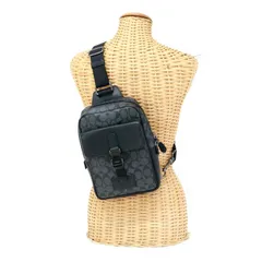 コーチ COACH トラック パック シグネチャー キャンバス PVC / スムース カーフレザー C2711 ボディバッグ クロスボディ 斜め掛け 肩掛け ショルダーバッグ スリングバッグ チャコール (グレー) / ブラック 中古 mbe17005