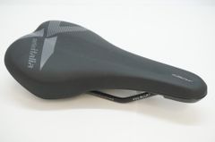 SELLE ITALIA 「セライタリア」 X-BOW サドル / バイチャリ福岡店