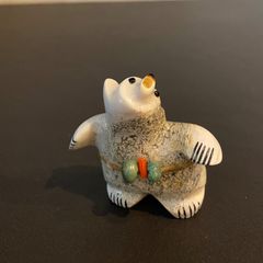 ぼんやり子だぬき】手乗りサイズ ヒダカナオト 陶器 しろがね - メルカリ