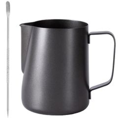 新品　ミルクピッチャー ミルクジャグ 計量カップ  580ml スチーム フォームミルク用　ステンレス製 目盛り付き コーヒーラテアート用 ミルク泡立て器ジャグ ドリンクピッチャー  黒