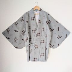 Japanese Vintage Haori Douchugi Kimono Coat Gray Kasuri Pattern 長羽織 羽織 道中着 コート 井桁絣 グレー 昭和レトロ 一点物 和洋折衷