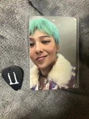 【直筆サイン】G-DRAGON ジヨン ソウルコン トレカ　緑 BIGBANG - G-DRAGON ジヨン Übermensch JEWEL アルバム トレカ 1