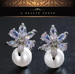 新品◆輝き保証 スワロフスキー と 本真珠 使用 フラワー スタッド ピアス シルバー◆silver925 ジュエリーポーチ 保証書 レディース クリスタル プレゼント ギフト 淡水パール 淡水真珠