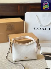 【今日特価】Coach コーチ ローレル19シリーズ 日常的に斜めがけに適したコンパクトデザイン