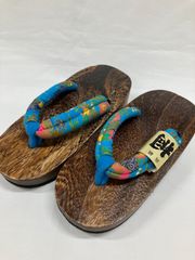«花ラブリ»KG383BＬU18　 新品　子供　キッズ　下駄　桐　木製　水色　和柄 18cm