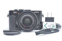 SONY デジタルカメラ Cyber-Shot(サイバーショット) T90 (1210万画素/光学x4/デジタルx8/ホワイト) DSC-T90/W  - メルカリ