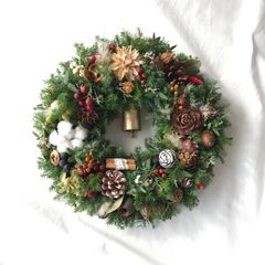 秋冬リースwithリネンリボン&アンティークベル｜クリスマスリース
