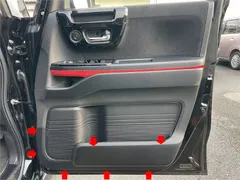 ホンダ NBOX カスタム JF3 JF4 カーボンシート ３D N-BOX エヌボックス フロントドア 傷防止 キックガード 車種専用カット済 当店オリジナル