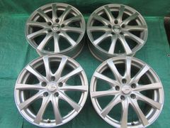 送料込み！　WEDS　ウエッズ　ravrion　RS01　17インチ　7.0J　114.3　5H　+39　トヨタ純正ナット対応　アルミホイール　4枚セット