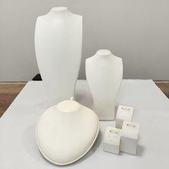 店舗ディスプレイ品　使用感有り　トルソー　什器　マネキン