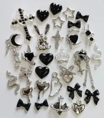 No.245　サブカル　黒　シルバー　十字架　うさぎ　リボン　ネイルパーツ　セット