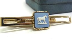 Item thumbnail for item 2cb25b7c-ff53-4bd0-9267-f6f8328d24ff