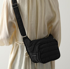 marimekko マリメッコ ショルダーバッグ PADDED BAGS 090804 BILLIE Olkalaukku レディース 中綿キルティング ナイロン ポシェット 鞄