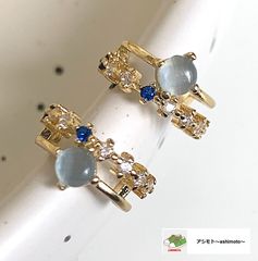☆新品未使用「送料込」ピアス//幾何学 デザイン//エレガント//ブルー//4