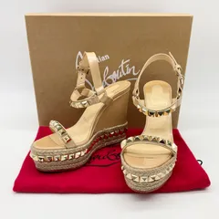 ●Christian Louboutin クリスチャンルブタン CATACLOU カタクロウ ヒールストラップサンダル 35 ゴールド ベージュ エナメル ウェッジソール スタッズ レディース 靴 シューズ 3170195【中古】ABランク　6_159