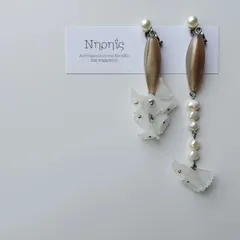 【イヤリング】凛とした花のように