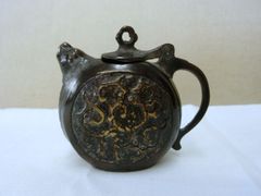 中国硯 ★☆ 端渓 壷型彫刻 中国古玩 ミニ硯 梅 書道具 古美術品 骨董品 中国硯 端渓 壷型彫刻 中国古玩 ミニ硯 梅 書道具 古美術品 骨董品