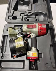マックス　釘打ち機　CN-890S　中古品　動作確認済み　インボイス対応領収書OK　平日のみ発送