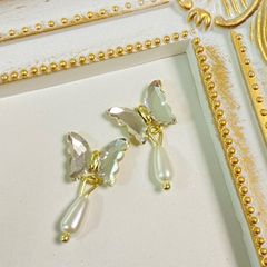 高品質 クリスタル ガラスストーン ちょうちょ パーツ パール付き ２個 セット