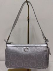 M19　フェラガモ　Ferragamo　バック　ミニバック
