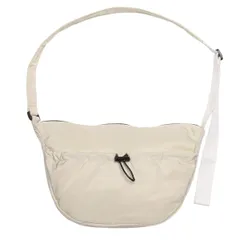 【新品・未使用】 半月型ショルダーバッグ メンズ 軽量 ポケット 整理 太め 斜め掛け ななめ掛け 肩掛け ショルダー 安定感 シンプル 旅行 レジャー ボディバッグ メッセンジャーバッグ ブランド 鞄 バッグ バック アイボリー 白 623-679-CP