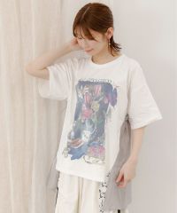 ISScoLar（イズスカラー）レトロな貴婦人モチーフ柄 切替プルオーバー　オフホワイト、ブラック、サックス　552203
