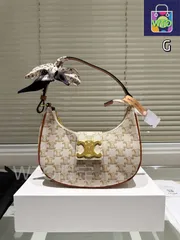 【今日特価】Celine Ava Triomphe × ~トリオンフ アームポーチ~ Lisa コラボ風