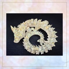 天然石 アメジスト アゲート 九尾の狐 彫物 縁起物 台座付き 】 - メルカリ
