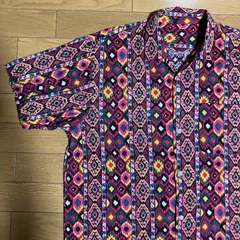 昭和レトロ　総柄　幾何学模様　柄シャツ