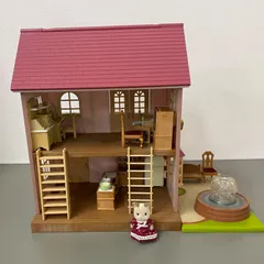 ダ*ン様 【新品•未開封】シルバニアファミリー⭐️きらめくふん水の大きなお家⭐️ Amazon.co.jp: シルバニアファミリー ハウス きらめくふん水の