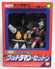 ウルトラマンティガvsゴルザ強化型 SGS 1999年 - メルカリ